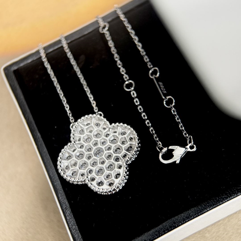 Vca Necklaces